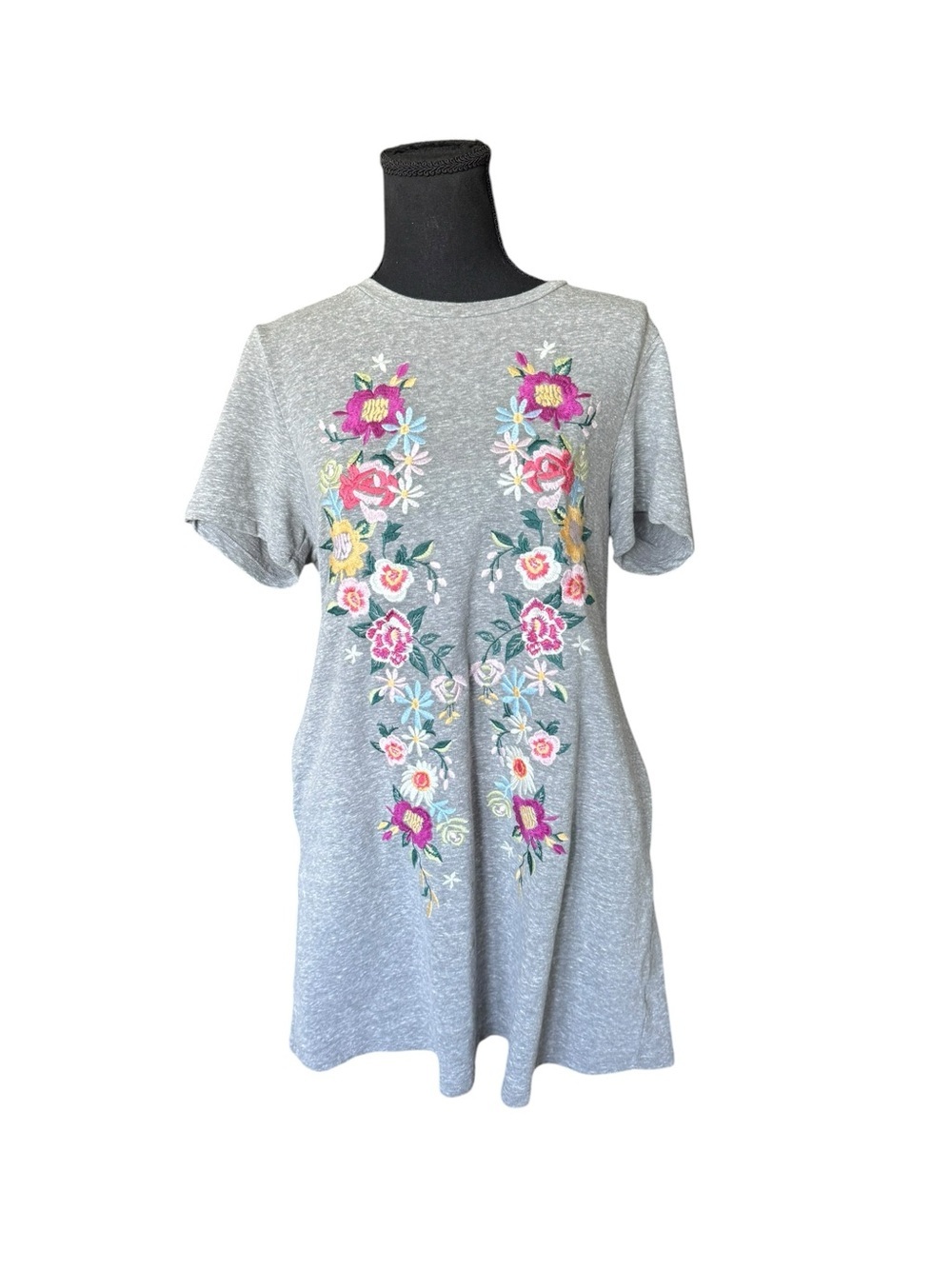 Umgee Embroidered Floral Tunic Top Boho Cottagecore Gray Small AA47